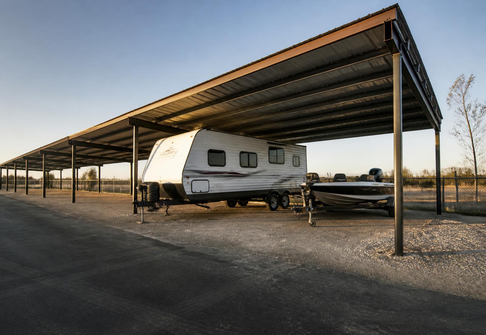 RV and boat parking spaces at Highway 71 Storage
